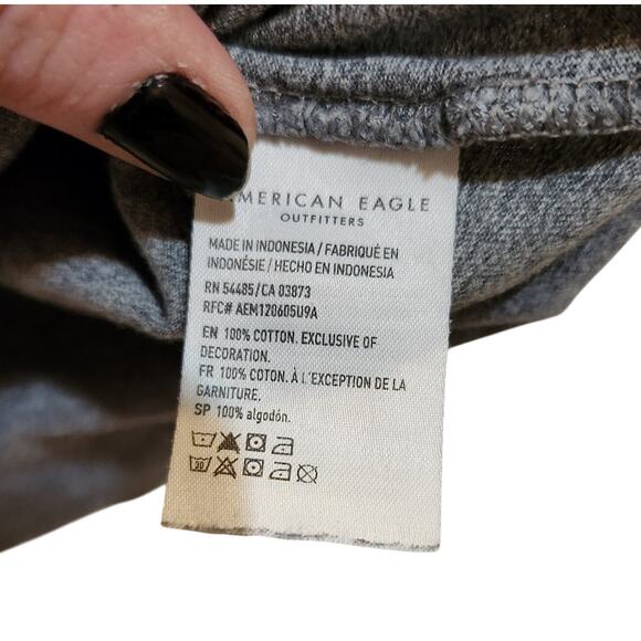 American Eagle AE Short Sleeve Crew Neck Standard Fit Super Soft Logo T-Shirt S - Picture 7 of 8